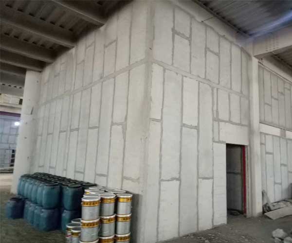 華晟建材 專業(yè)承接德州聚苯顆粒隔墻板施工，打造高效綠色建筑空間
